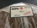 Магнетофонна лента AGFA / Агфа 25 микрона.
Лента за шпули 26,5 см.
, снимка 2