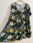 Разкошна силно еластична макси лятна разкроена рокля/туника в модерен флорален десен, снимка 3