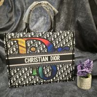 Дамски чанти Dior, снимка 4 - Чанти - 46071216