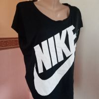 Nike, Оригинална. Код 2252, снимка 1 - Тениски - 45768927