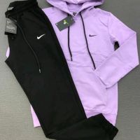 Дамски Екипи Nike , снимка 1 - Спортни екипи - 45321841