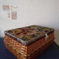 Автентична ратанова дамска чанта-кош и плетен панер., снимка 15 - Антикварни и старинни предмети - 39642380