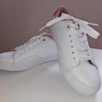 Продавам чисто нови обувки на Polo Ralph Lauren, снимка 1 - Дамски ежедневни обувки - 45300432