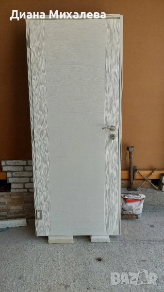 Входна врата, снимка 1