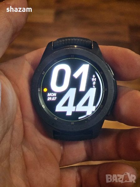 Samsung Galaxy Watch + подаръци, снимка 1