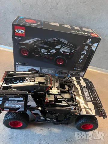 LEGO Technic Audi RS Q e-tron 42160, снимка 4 - Конструктори - 48439235