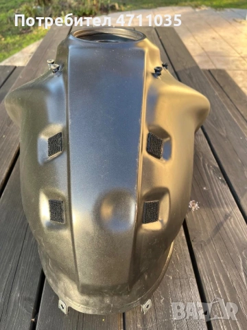 Резервоар Дукати Монстер 937 2021-2025, снимка 2 - Гуми и джанти - 53163983