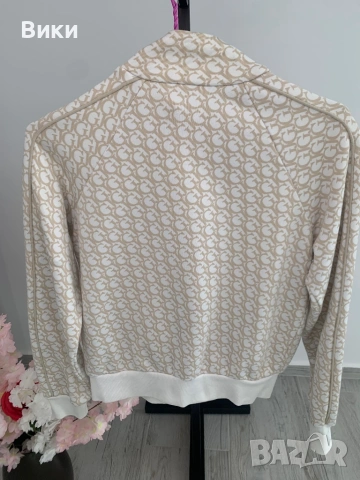 Guess оригинално горнище, снимка 9 - Спортни екипи - 53018742