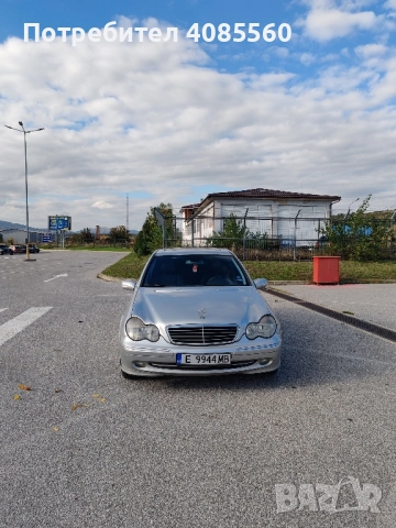 Mercedes C 200 Compressor, снимка 2 - Автомобили и джипове - 52111939
