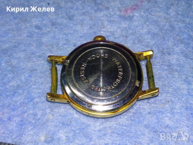 SLAVA 17 JEWELS MADE in USSR Стар РУСКИ МЕХАНИЧЕН с ПОЗЛАТА AU ЧАСОВНИК СЛАВА 46279, снимка 2 - Антикварни и старинни предмети - 46496343