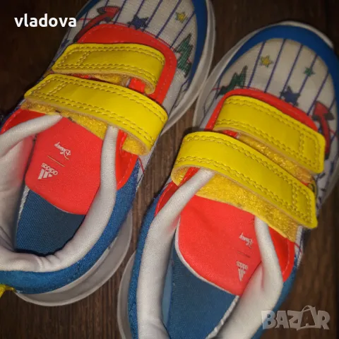 Маратонки Adidas 25,5 номер , снимка 2 - Детски маратонки - 42907584