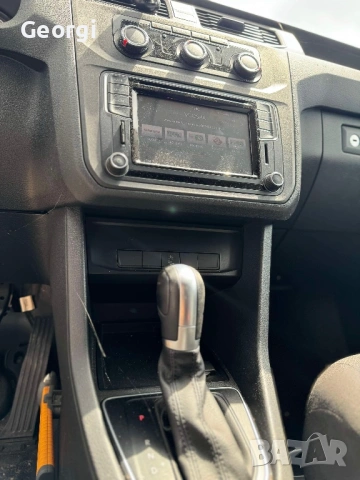 Wv caddy 2.0 tdi avtomatik, снимка 8 - Автомобили и джипове - 53406859