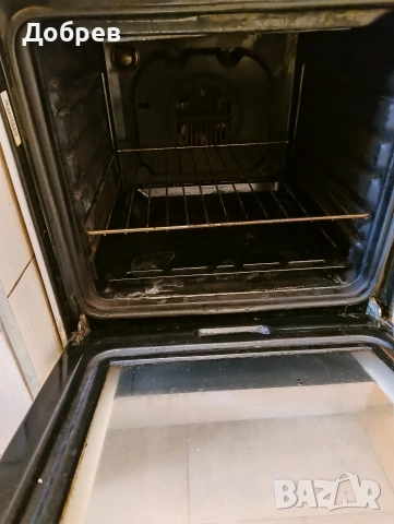 Печка Indesit , снимка 2 - Печки, фурни - 53650162