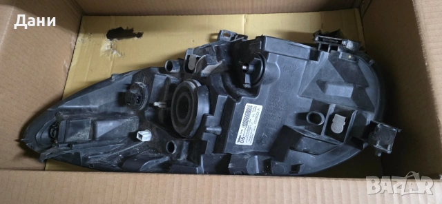 фар десен - Citroen C1, снимка 2 - Части - 53924543