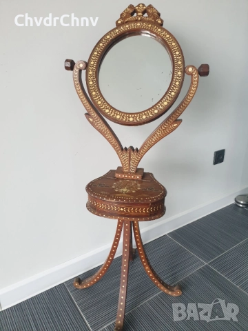 Стара индийска дървена тоалетка-кутия с огледало/инкрустации от слонова кост/113см