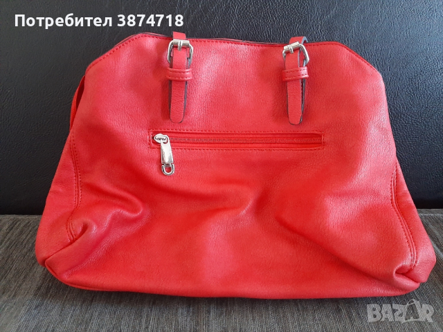 Дамска чанта червена, снимка 2 - Чанти - 45023685