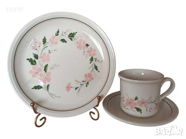 Сервиз за закуска от Biltons England ,,Розови цветя"., снимка 2 - Сервизи - 49665321