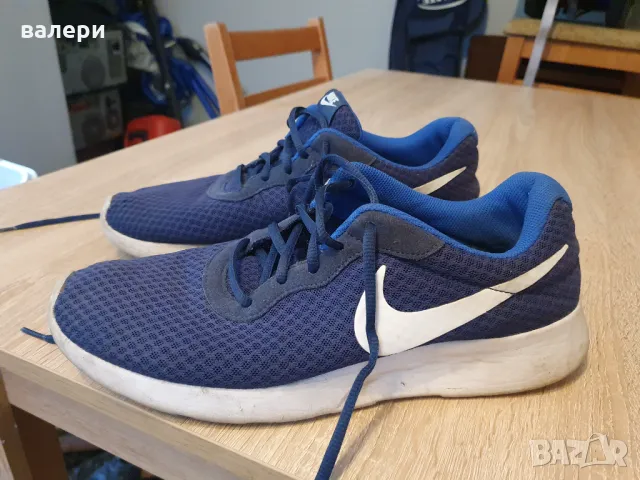 Обувки Nike Виетнам 44 номер, снимка 1 - Маратонки - 47281686