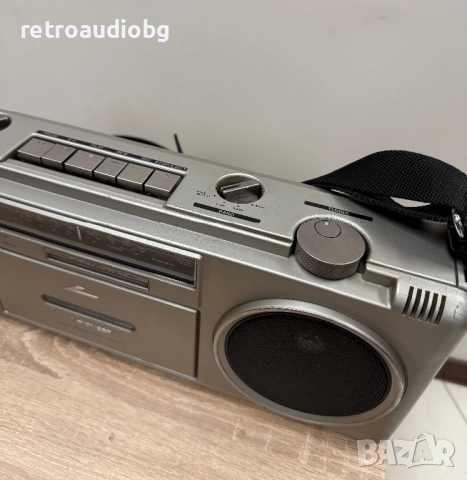 Колекционерски японски радиокасетофон Pioneer SK-212L - Made in Japan, снимка 4 - Радиокасетофони, транзистори - 52904338
