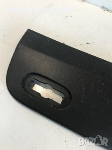 Декоративна лайсна, дясна страна, за Mercedes W906 Sprinter (2006-2012) A9066903562, снимка 3 - Части - 53884857