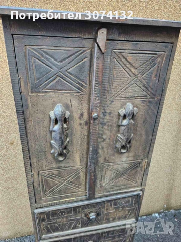 Азиатски антикварен шкаф с дърворезба, снимка 2 - Шкафове - 53155495