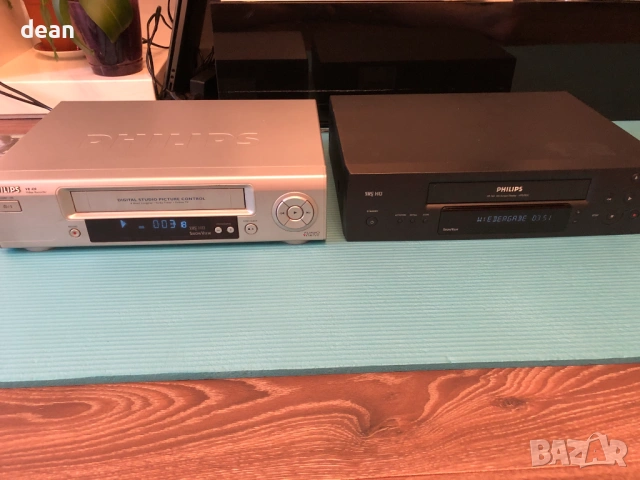 VHS плеъри Philips, снимка 9 - Плейъри, домашно кино, прожектори - 54292970