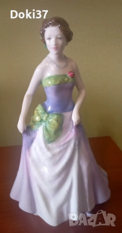 Порцеланова кукла ROYAL DOULTON , снимка 3 - Антикварни и старинни предмети - 52910249
