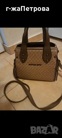 Бежова чанта Michael Kors, снимка 2 - Чанти - 47807180