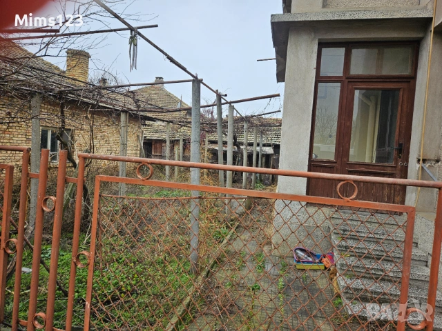 Двуетажна къща град Попово, снимка 4 - Къщи - 53282898