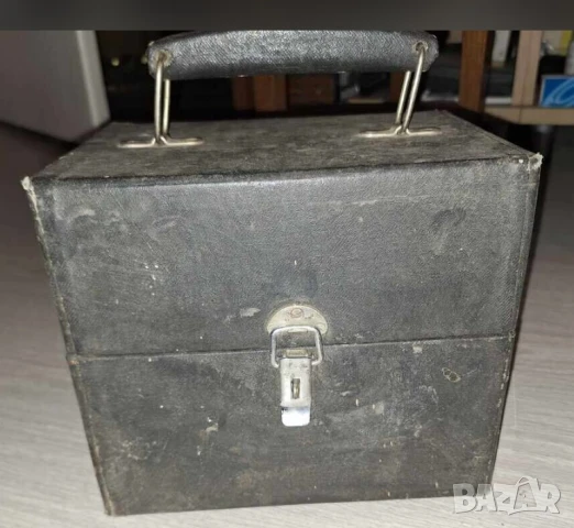 Мегаомметър, мегер, измерител съпротивление на изолация с генератор до  500V и кутия - качество и пр, снимка 3 - Други машини и части - 50609414