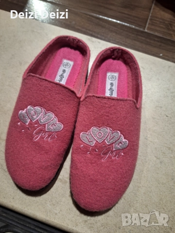 Детски пантофки, снимка 3 - Детски пантофи - 52635468