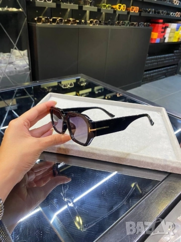 очила с черен обикновен калъф и ув защита Tom Ford miu miu , снимка 8 - Слънчеви и диоптрични очила - 51447703