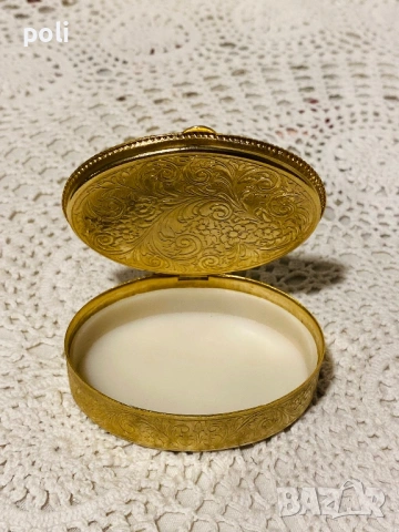 кутийки за таблетки , снимка 7 - Антикварни и старинни предмети - 53884301