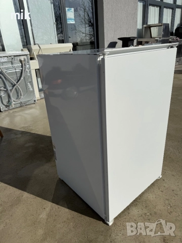 Малък хладилник с камера МИеле за вграждане , снимка 8 - Хладилници - 52502425