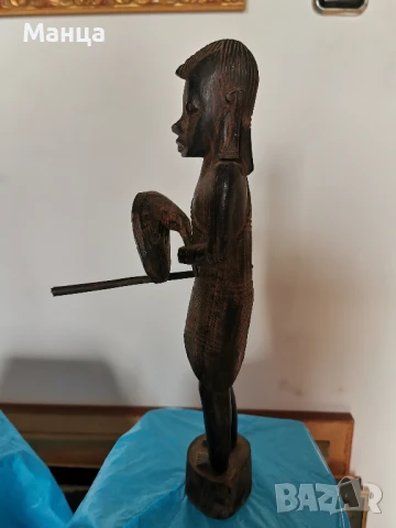 Дървена Африканска фигура, снимка 4 - Антикварни и старинни предмети - 51027264