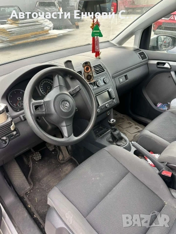 VW Touran 2012г. 1.6TDI на части, снимка 7 - Автомобили и джипове - 53982421
