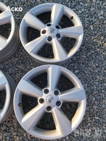 5x114.3..17.цола 6.5j ET40 оргинални Нисан , снимка 3 - Гуми и джанти - 50941753