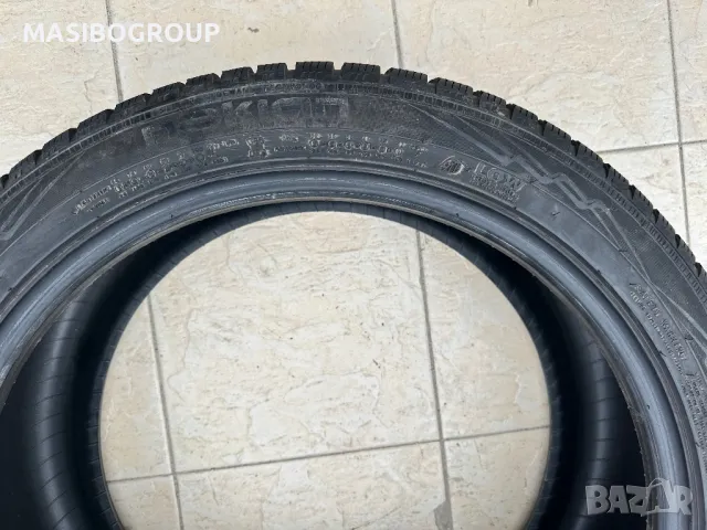 Гуми зимни гума 225/45/19” Nokian WR4, снимка 4 - Гуми и джанти - 49185107