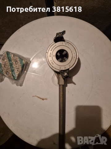 Продавам плашка за резби до 2 цола, снимка 2 - Други инструменти - 52892835