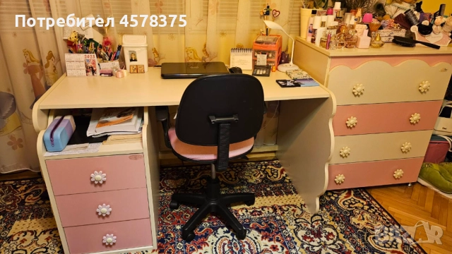 детско легло за момиче с матрак, шкаф, скрин и бюро, снимка 2 - Мебели за детската стая - 51524396