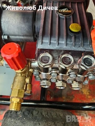 Професионална бензинова водоструйка , снимка 5 - Други машини и части - 51912949