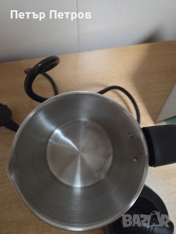 Чисто нова Електрическа кана Navaris.  Капацитет: 0.5 литра. Мощност: 1100 W., снимка 2 - Кани - 52965112