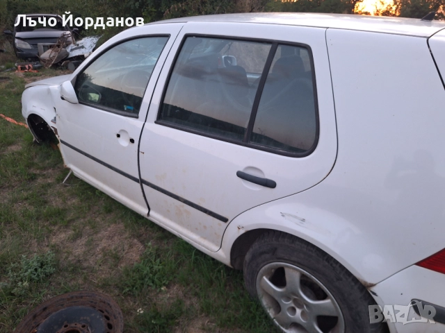 Голф 4 1.6 на части! , снимка 3 - Автомобили и джипове - 51597175