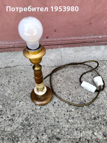 Настолна лампа, снимка 1 - Антикварни и старинни предмети - 46007501