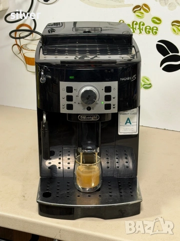 Кафемашина кафе автомат delonghi magnifica S с гаранция, снимка 4 - Кафемашини - 53690852