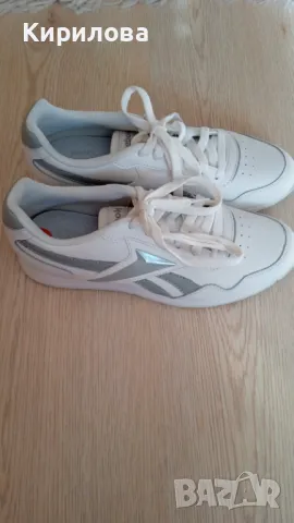 Дамски маратонки Reebok , снимка 4 - Маратонки - 50329419