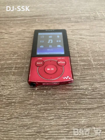 Sony Walkman NWZ-E444 RED ( 8 GB ) Digital Media Player, снимка 2 - MP3 и MP4 плеъри - 46943090