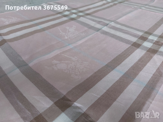Шал Burberry Pink check - 185cm x 65cm, снимка 4 - Шалове - 52833942