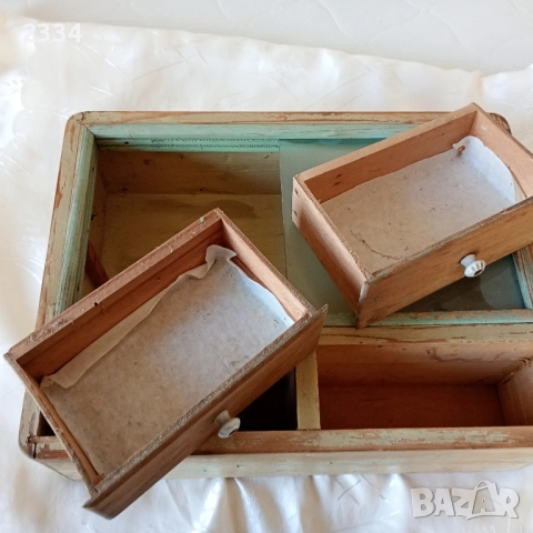 Дървена аптека 