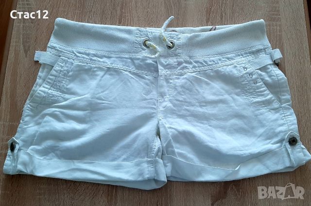 Ефектни къси панталонки,за32лв , снимка 3 - Къси панталони и бермуди - 46398541
